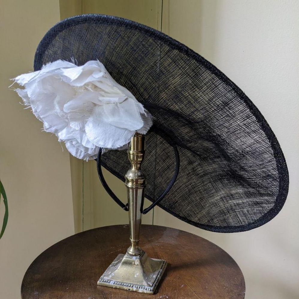 Hobbs London Black fascinator hat Kentucky Derby with white flower